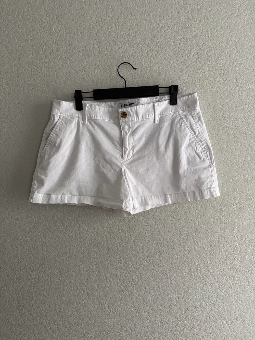 Old Navy White Cotton Chino Shorts